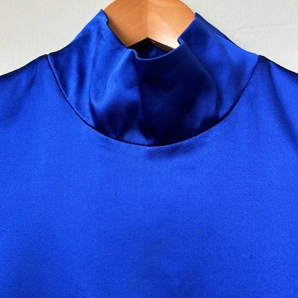 EMPORIO ARMANI 2-tone, cobalt blue silk top & black wool bottom dress size 6 - Picture 4 of 9